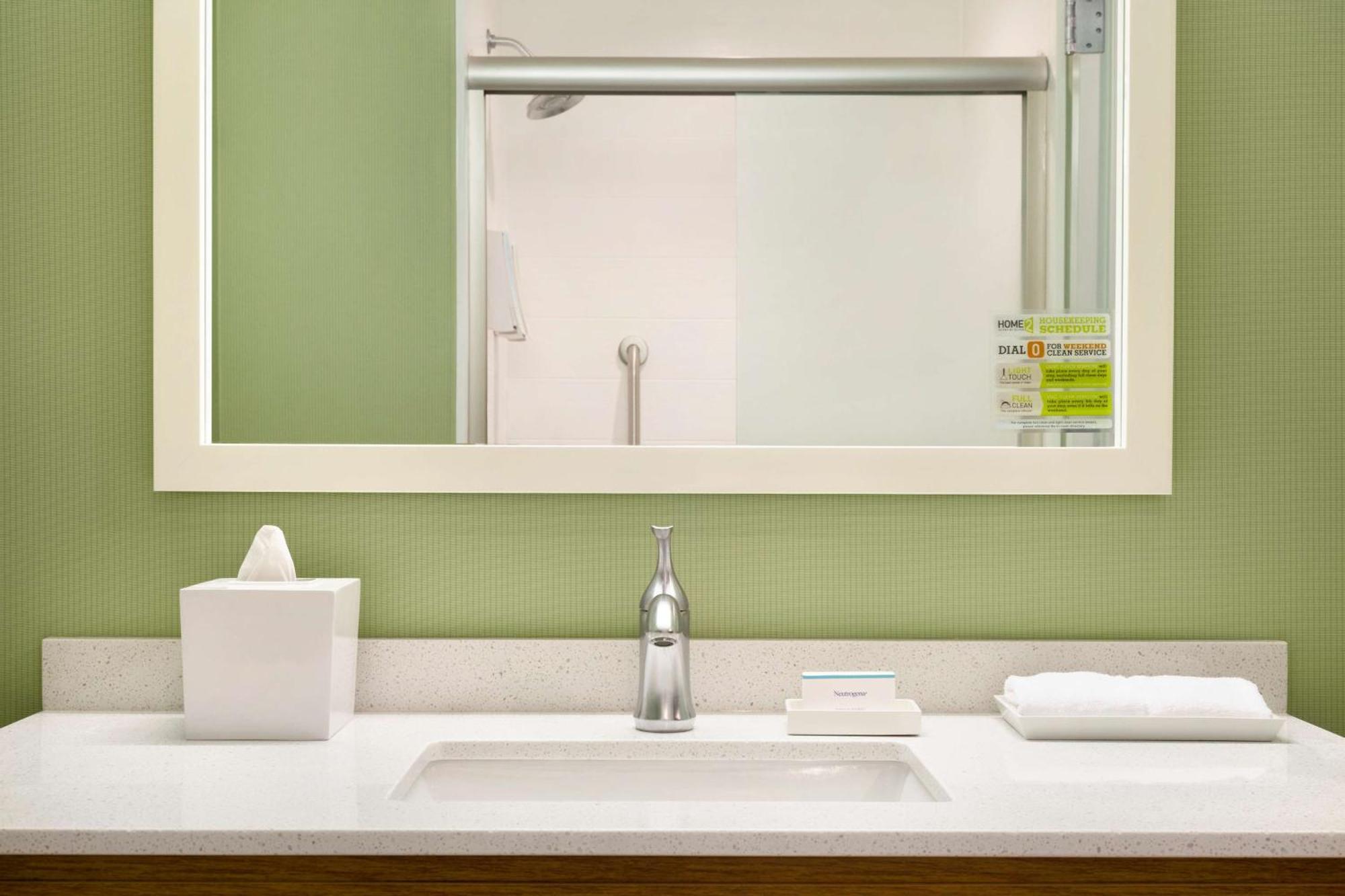 Home2 Suites By Hilton Hasbrouck Heights Eksteriør billede